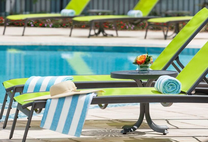 هتل Hilton Garden Inn Key West / The Keys Collection