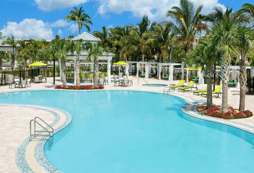 هتل Hilton Garden Inn Key West / The Keys Collection