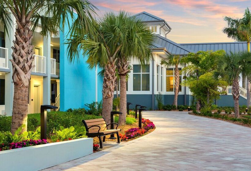 هتل Hilton Garden Inn Key West / The Keys Collection
