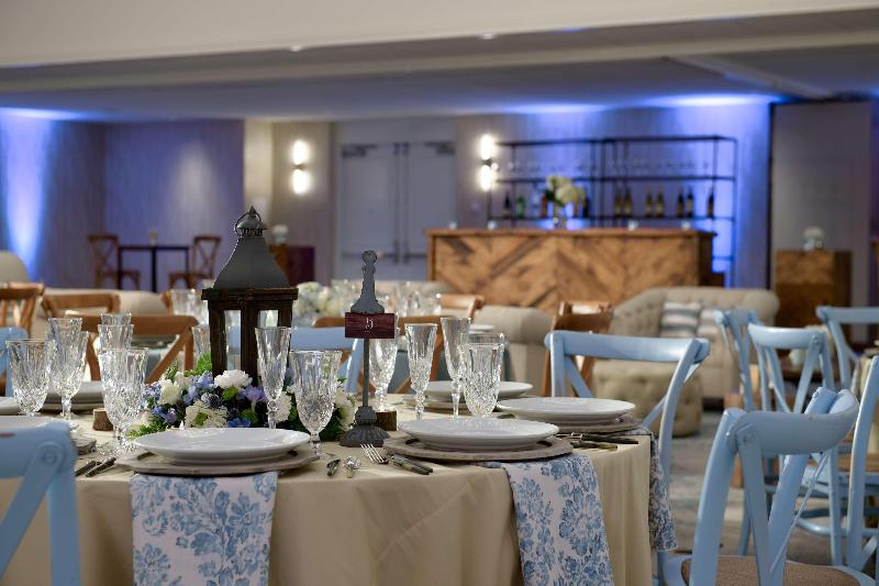 בית מלון כפרי Hilton Los Angeles Culver City