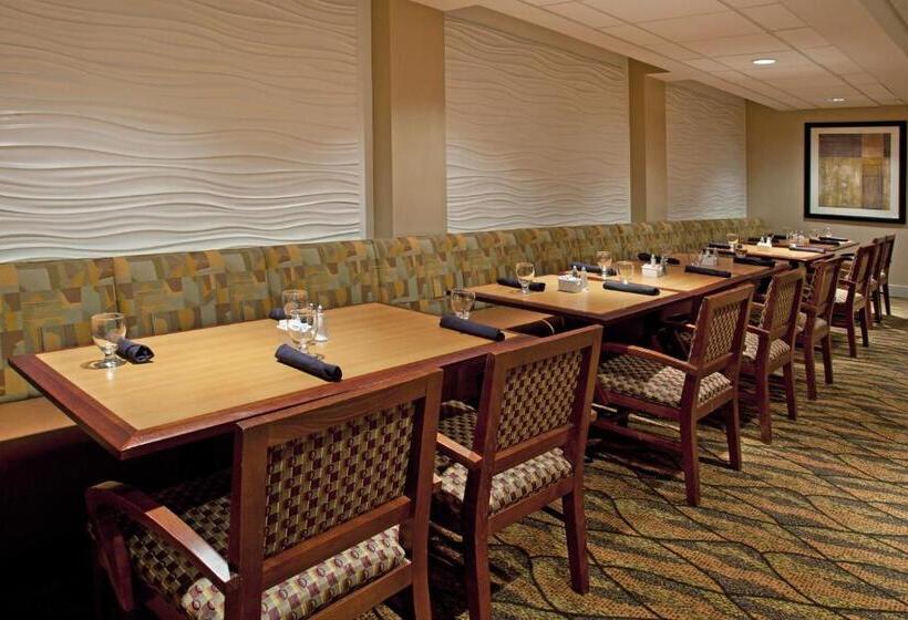 هتل Holiday Inn Columbus Dwtn Capitol Square, An Ihg