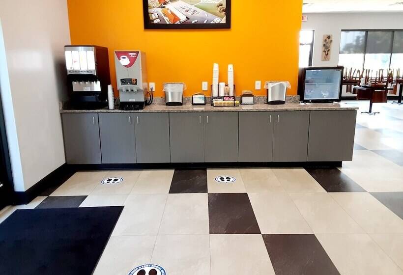 فندق Howard Johnson By Wyndham Florence