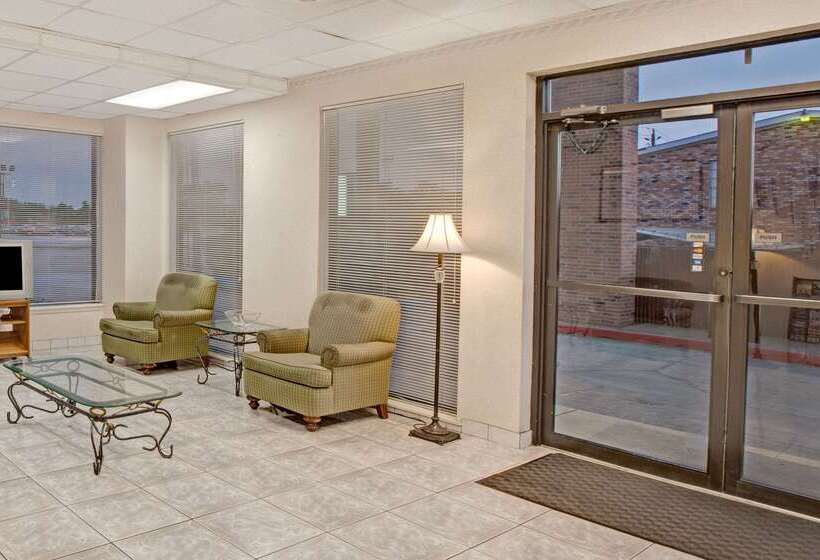 ホテル Knights Inn South Houston