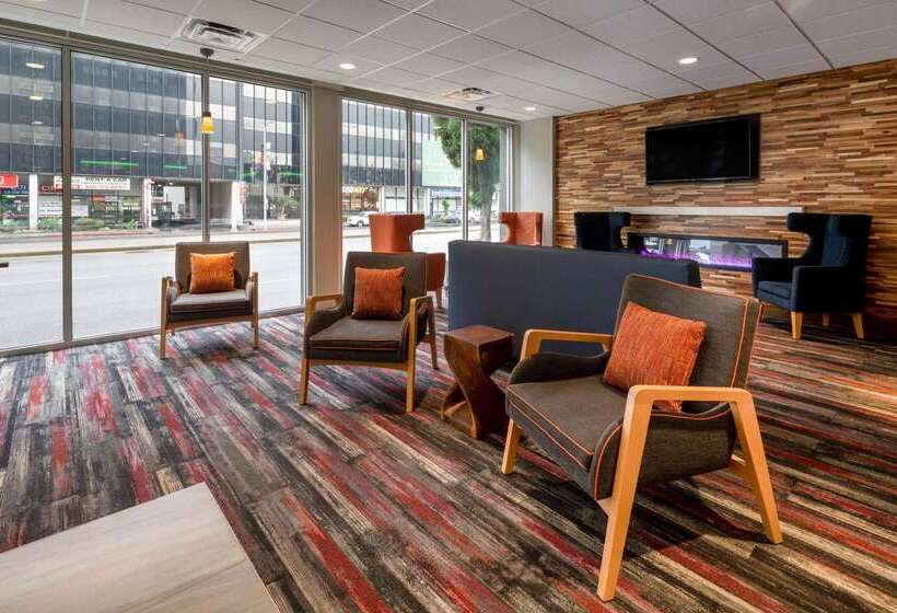בית מלון כפרי Hilton Garden Inn Los Angeles Airport