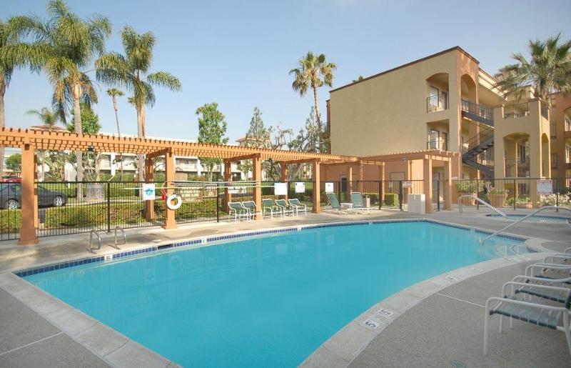 호텔 Mainstay Suites Orange County John Wayne Airport