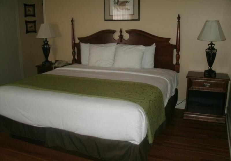 هتل Merry Acres Inn