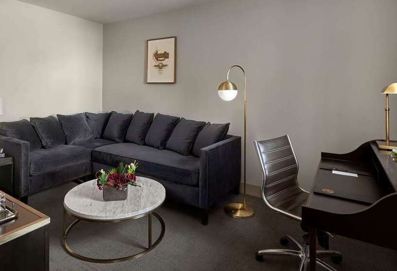 هتل Phillips Kansas City Curio Collection By Hilton