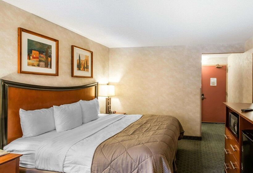 בית מלון כפרי Quality Inn And Conference Center Greeley Downtown