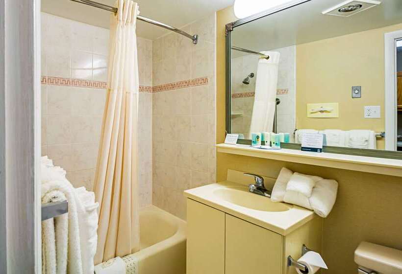 هتل Quality Inn Oceanfront