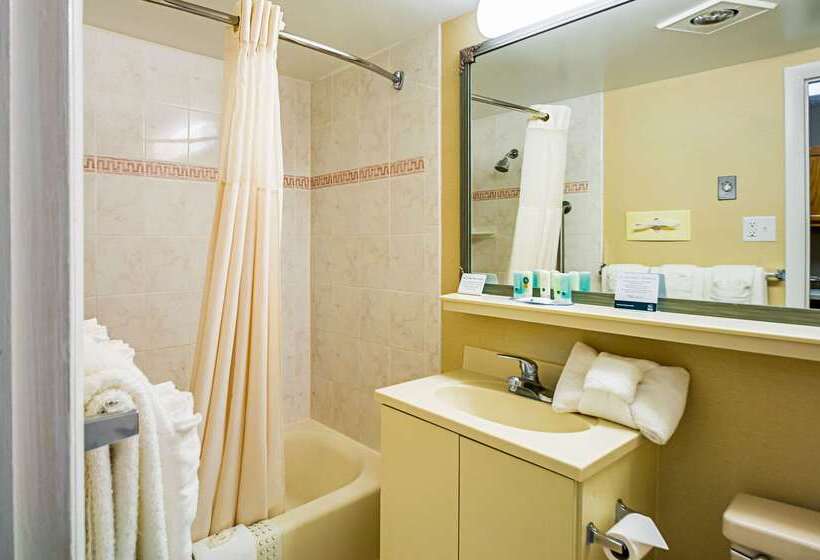 هتل Quality Inn Oceanfront Ocean City