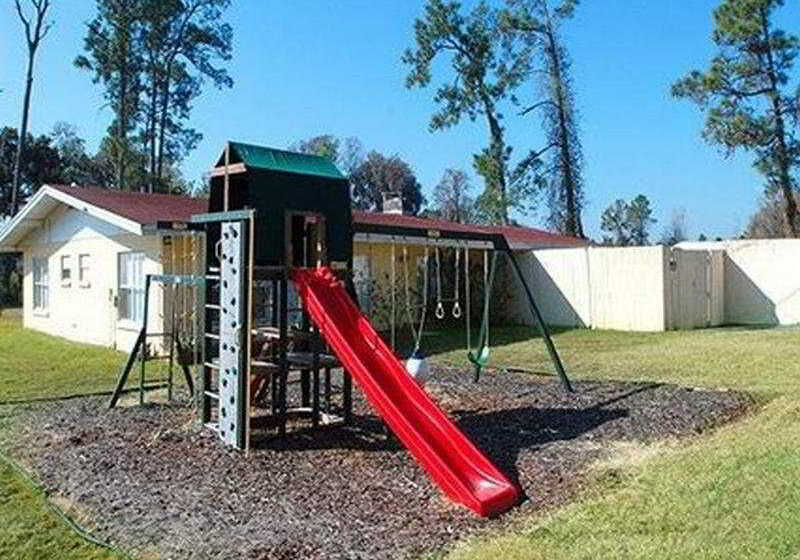 בית מלון כפרי Quality Inn & Suites Eastgate Kissimmee