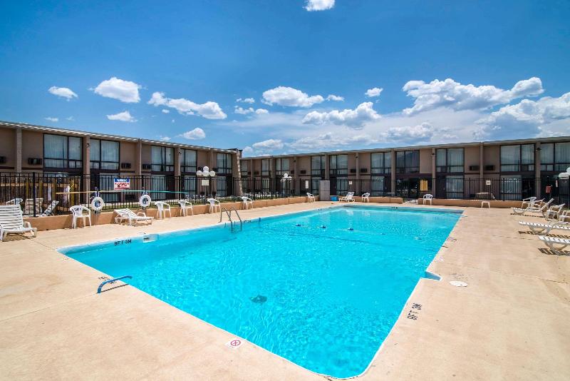 هتل Quality Inn