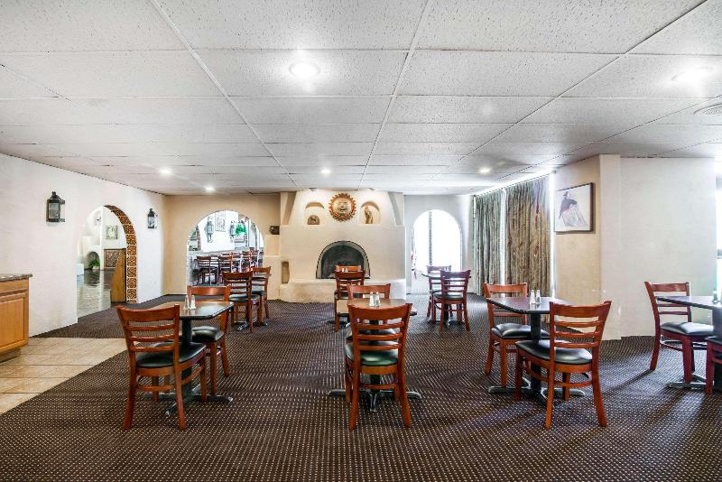 هتل Quality Inn