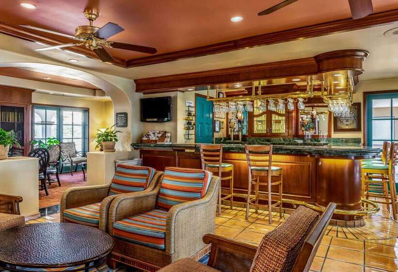 בית מלון כפרי Quality Suites Downtown San Luis Obispo