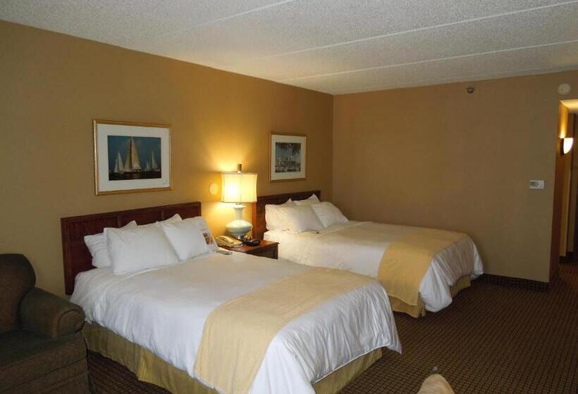 هتل Rl Cleveland Airport West