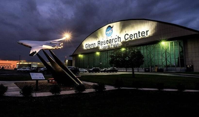 هتل Rl Cleveland Airport West