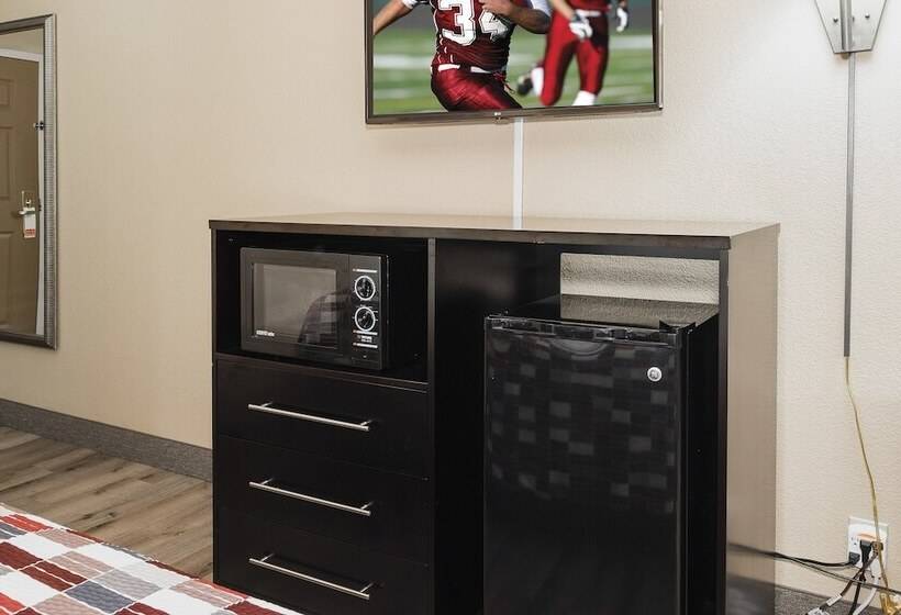 هتل Red Roof Inn & Suites Macon
