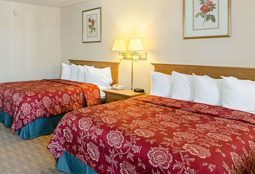 هتل Rodeway Inn Historic