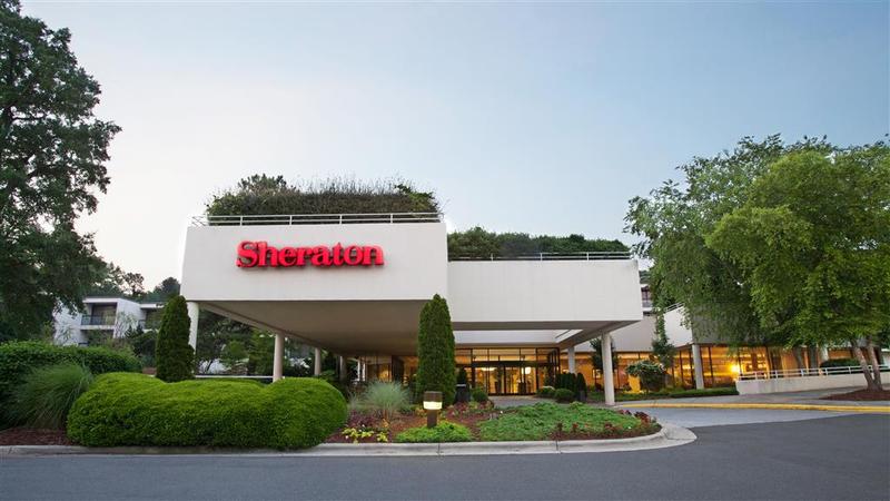 هتل Sheraton Chapel Hill