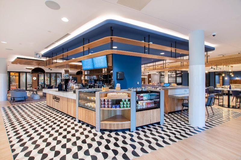 هتل Sheraton Chapel Hill