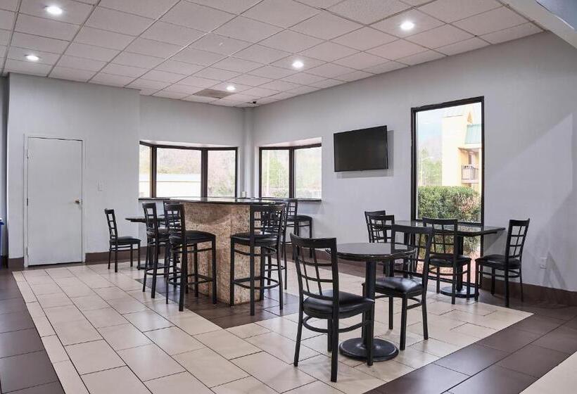 בית מלון כפרי Super 8 By Wyndham Garysburg/roanoke Rapids