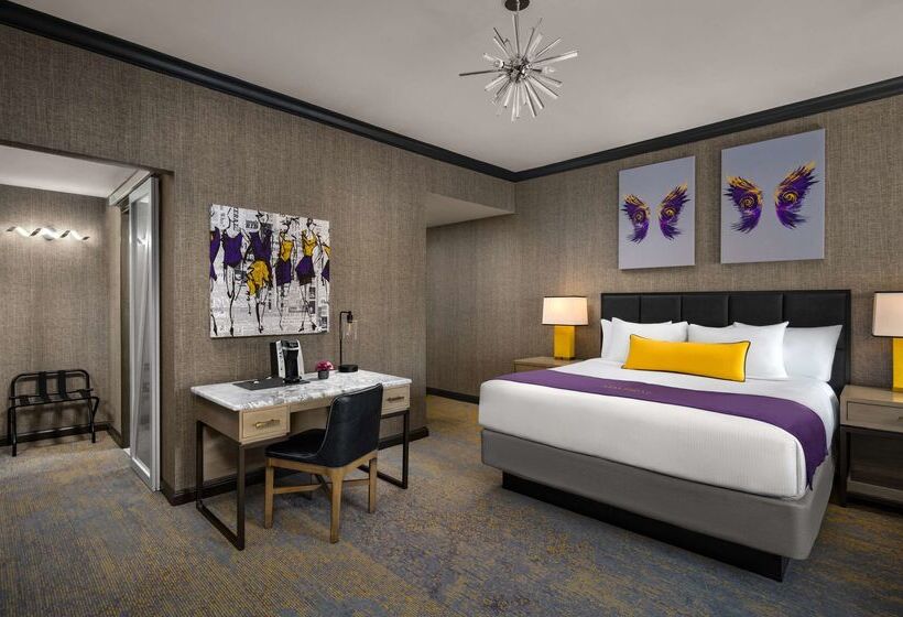 هتل The Admiral, Downtown Historic District