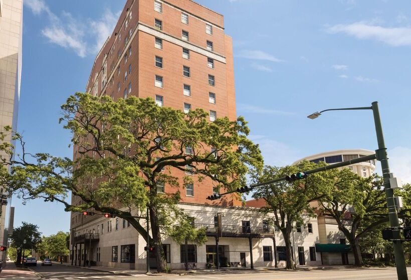 هتل The Admiral, Downtown Historic District