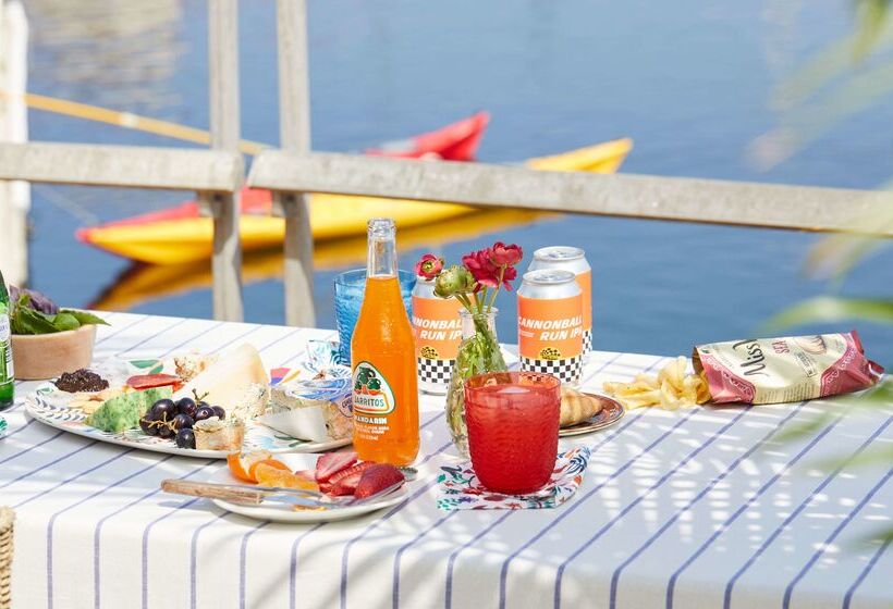 Portofino Hotel & Marina