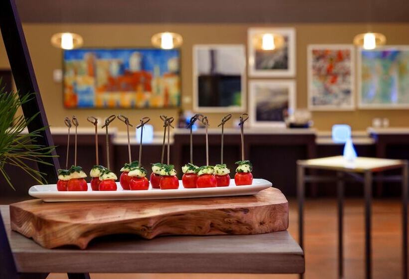 هتل The Royal Sonesta Minneapolis Downtown