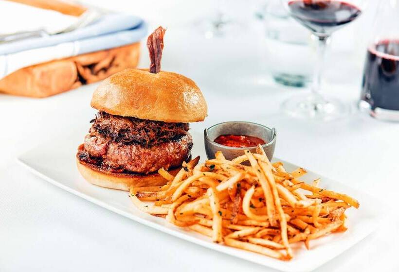 هتل The Royal Sonesta Minneapolis Downtown