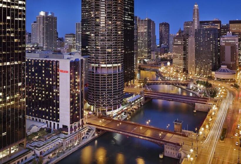 هتل The Westin Chicago River North