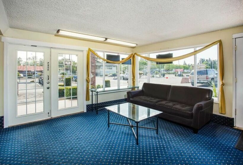 هتل Travelodge By Wyndham Tacoma Near Mcchord Afb