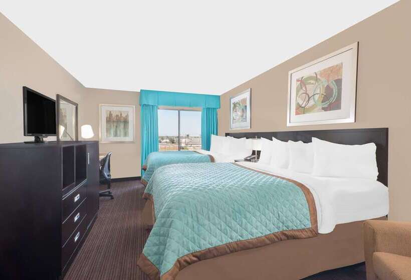 هتل Wyndham Garden Midland