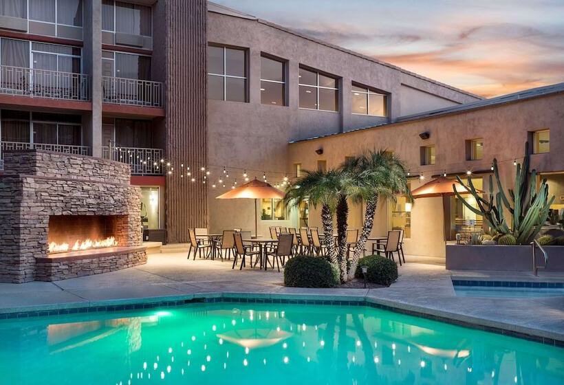 هتل Wyndham Phoenix Airport   Tempe