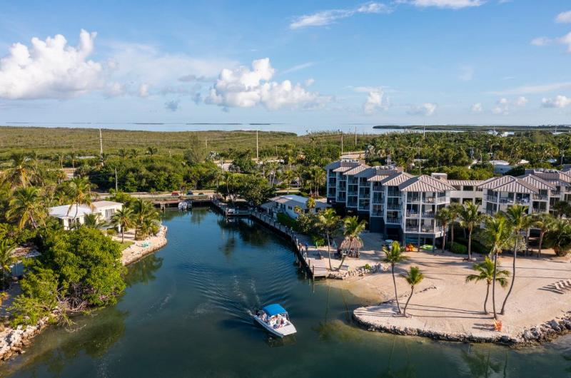 Pelican Cove Resort & Marina