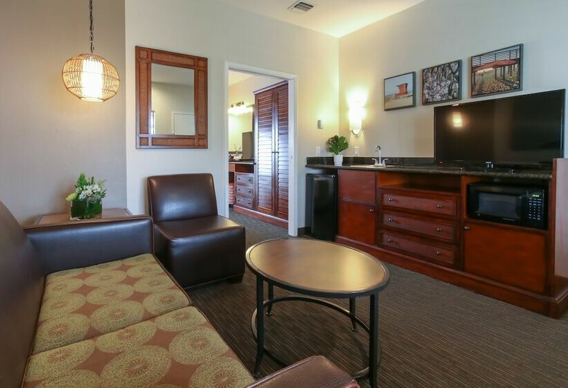 استراحتگاه Oxford Suites Pismo Beach