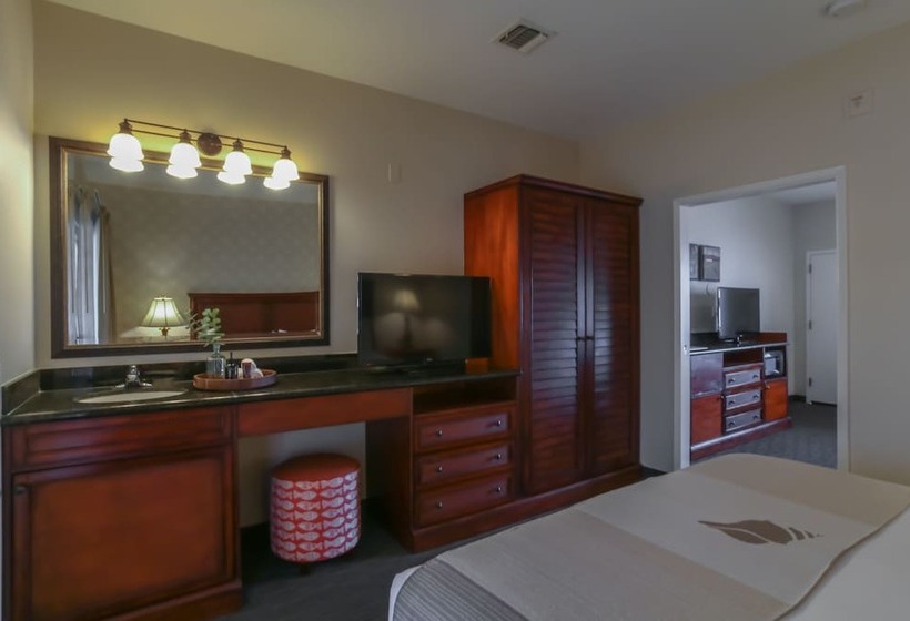 استراحتگاه Oxford Suites Pismo Beach