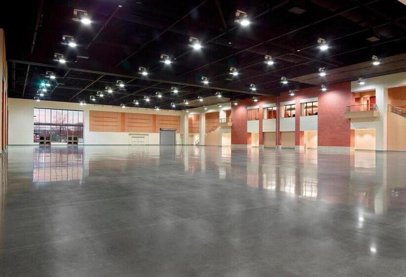 هتل Augusta Marriott At The Convention Center