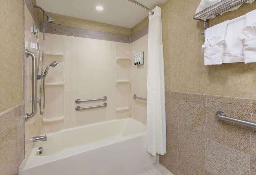 호텔 Baymont By Wyndham Pompton Plains/wayne
