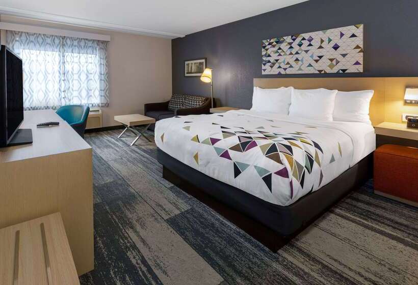 هتل Baymont By Wyndham White Plains  Elmsford