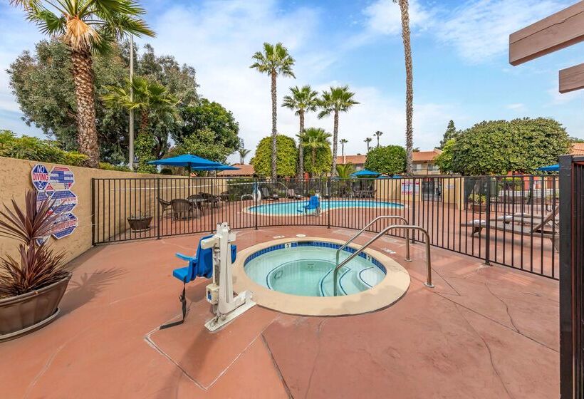 هتل Best Western Americana Inn