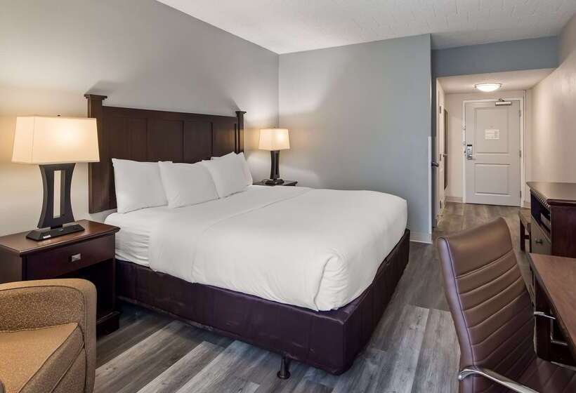 هتل Best Western Paramus  & Suites