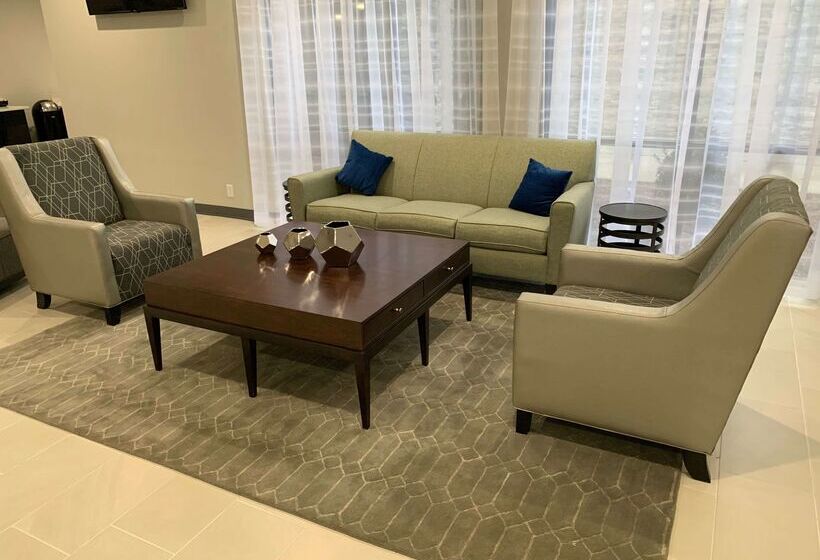ホテル Best Western Plus Clarks Summit Scranton