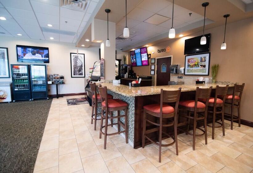 酒店 Clarion Inn Elmhurst  Oak Brook Near I88, I290, I294