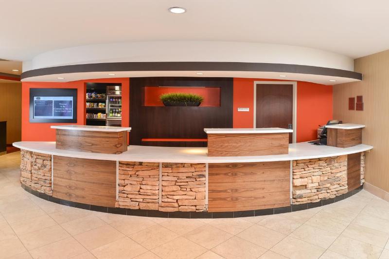 هتل Courtyard By Marriott Denver Cherry Creek