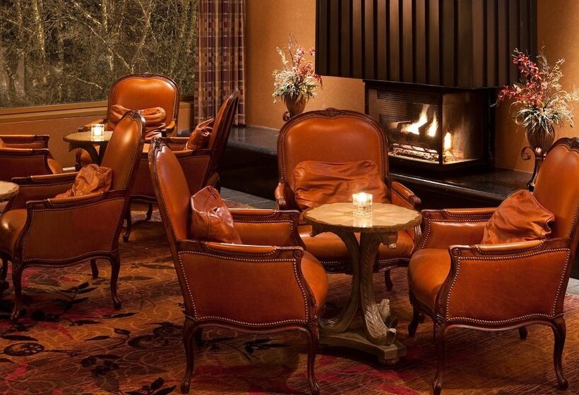 Отель Crowne Plaza Minneapolis West, An Ihg