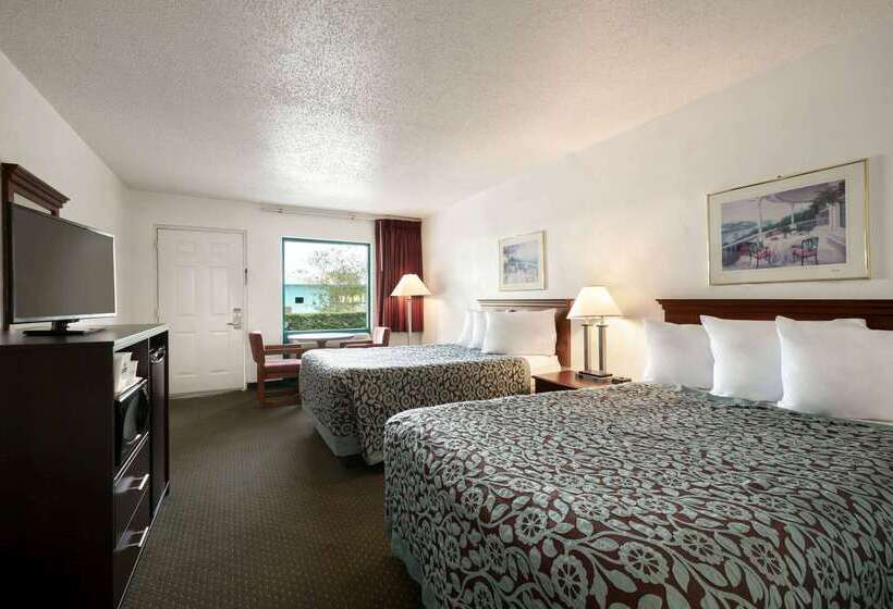 Hotel Days Inn By Wyndham Clearwater/central