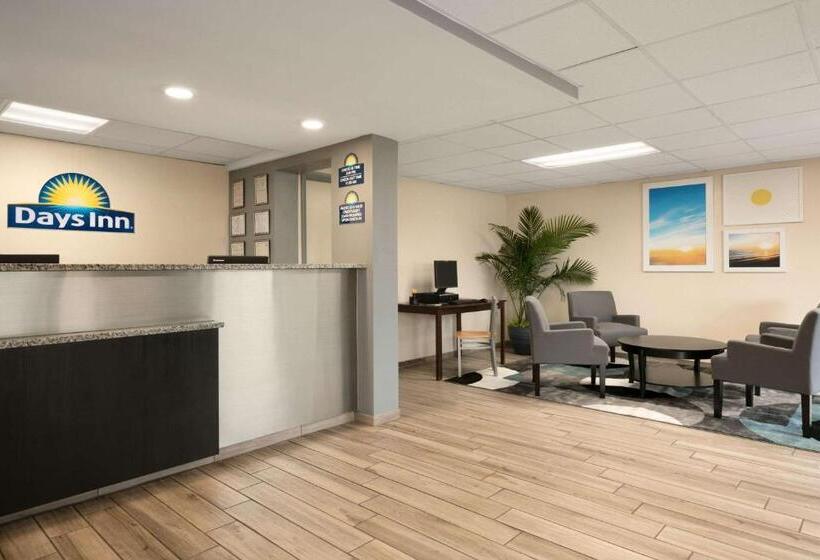 Hôtel Days Inn By Wyndham Clearwater/central