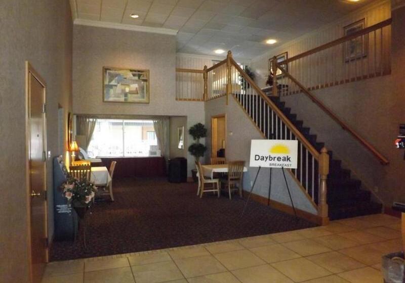 בית מלון כפרי Days Inn By Wyndham Rock Falls