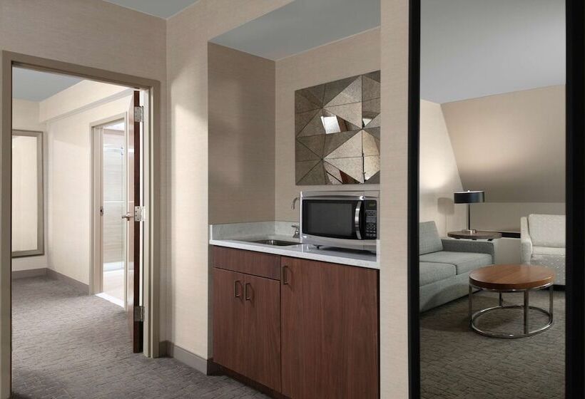 هتل Doubletree By Hilton Burlington Vermont